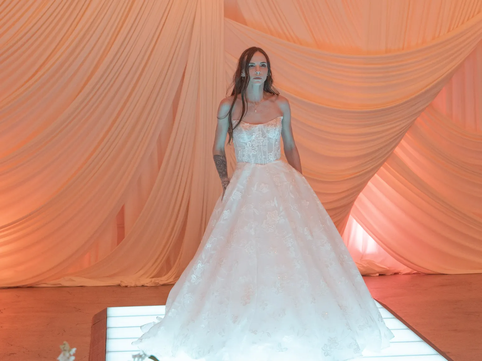 Caitlyn McEwen — bridal fashion photograph
